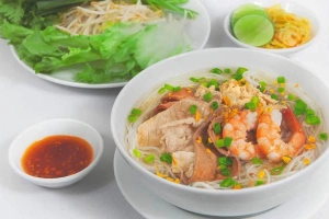 Quán Ăn Liến Húa - Hủ Tiếu Nam Vang - Nguyễn Duy Trinh