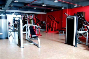 Life Fitness & Yoga - Quận 7