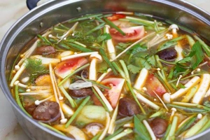 Linh Chi - Cơm Lẩu - Đặc Sản Biển