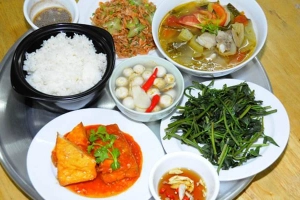 Lộc Hoa - Quán Ăn Gia Đình