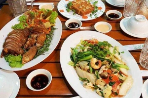 Nhà Hàng Lộc Phố