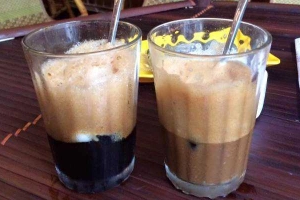 Long Biên Cafe