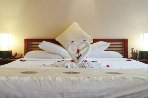 Long Life Riverside Hotel
