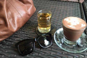 Long Vượng - Cafe Trung Nguyên