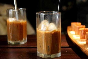 Lotus - Cafe & Kem Tràng Tiền