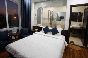 Lucky Star Hotel