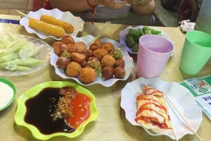 Lucky - Trà Sữa & Các Món Ăn Vặt
