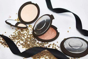 Lush Cosmetics- Mỹ Phẩm Xách Tay