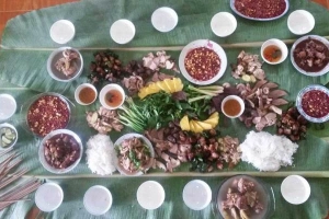 Quán Ăn Lưu Động Quán - Lẩu & Đồ Chiên