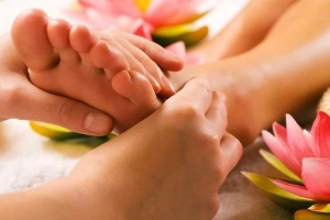 Luxury Foot Massage - Trung Hòa
