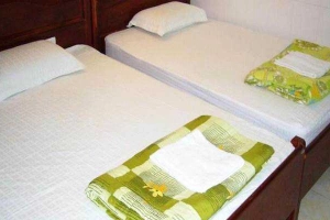 Ly Room For Rent