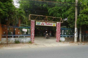 Lý Tưởng Cafe