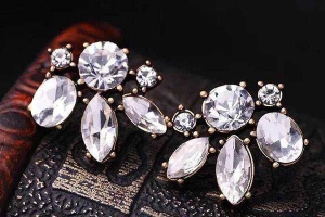 Lyna Accessories
