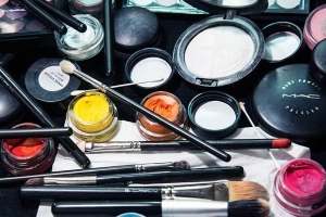 M.A.C Cosmetics - Vincom Bà Triệu
