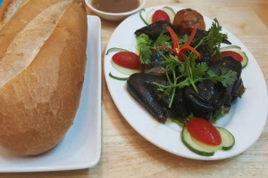Quán Ăn Mai Lâm - Gà Ác Tiềm Thuốc Bắc