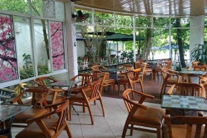Mai Uyển Coffee