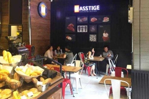 Masstige Bread & Coffee - Lexington Residence