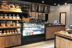 Masstige Bread & Coffee - The Vista Verde