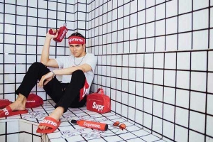 Max Lee Store