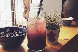 May - Coffee & Board Game