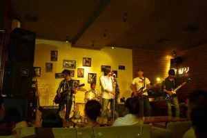 MBY Cafe - Cafe Nhạc Rock
