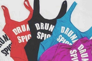 Mèo Nhỏ Bikini