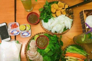 Mẹt + - Bún Đậu & Các Món Ăn Vặt