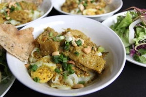 Quán Ăn Mì Gà Tiến Thịnh