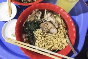 Quán Ăn Mì Phở Xào & Mì Gà Tần - Cầu Am