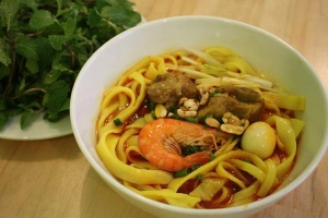 Quán Ăn Mì Quảng 76