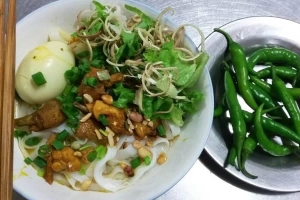 Quán Ăn Mì Quảng Bà Mãng