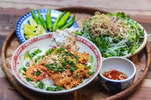 Quán Ăn Mì Quảng Bà Mua (B. Mua) - Hồ Nghinh