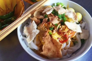 Quán Ăn Mì Quảng Bà Xã