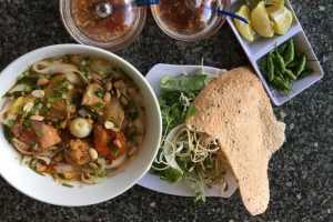 Quán Ăn Mì Quảng, Bánh Canh & Bún Chả Cá - Gò Xoài