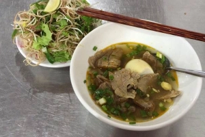 Quán Ăn Mì Quảng Bích Ngọc