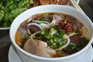 Quán Ăn Mì Quảng - Bún Giò