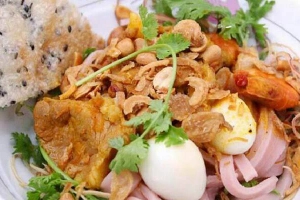 Quán Ăn Mì Quảng Miền Trung - Trần Bình Trọng