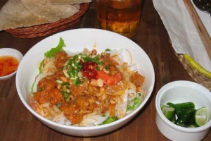 Quán Ăn Mì Quảng Ngon - Huỳnh Tấn Phát