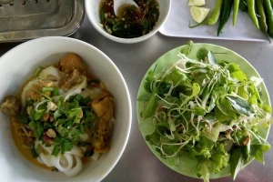 Quán Ăn Mì Quảng - Phan Tứ