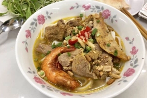 Quán Ăn Mì Quảng Ý Nhi