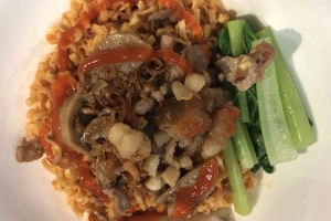 Quán Ăn Mì Trộn Tên Lửa