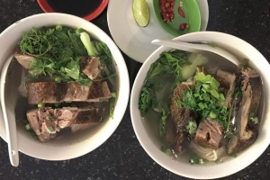 Quán Ăn Mì Vịt Tiềm 93 - Minh Phụng