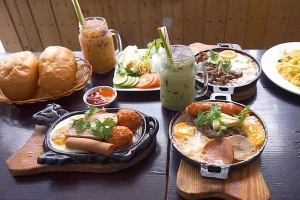 Quán Ăn Minh Anh - Quán Mì Cay & Bánh Mì Chảo