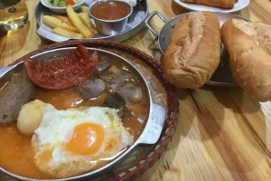 Quán Ăn Minh Châu - Bánh Mì & Các Món Ăn Vặt