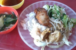 Minh Hằng - Cơm Bình Dân & Hải Sản Tươi Sống
