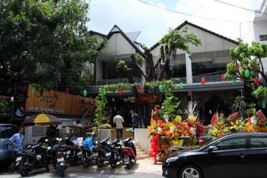 Mộc Cafe - Huỳnh Lan Khanh