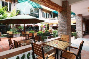 Molstar Cafe - Lê Thanh Nghị