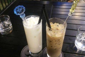 Moom Cafe