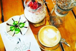 Mọt - Cafe Sách