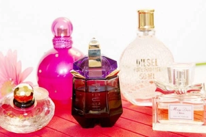 Mỹ Phẩm Linh Perfume - Cách Mạng Tháng 8